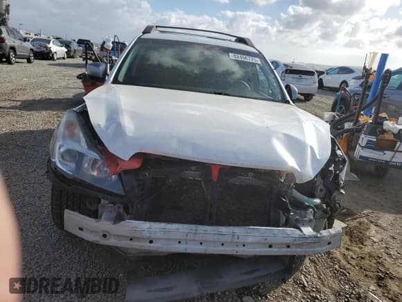 ✅ 2014 Subaru Outback Limited • VIN: 4S4BRDPC2E2232595 • Lot: 82466725. Listed on Copart with 205,234 mi. Free auction sales archive from the USA and detailed vehicle history report at DreamBid. Image 5.