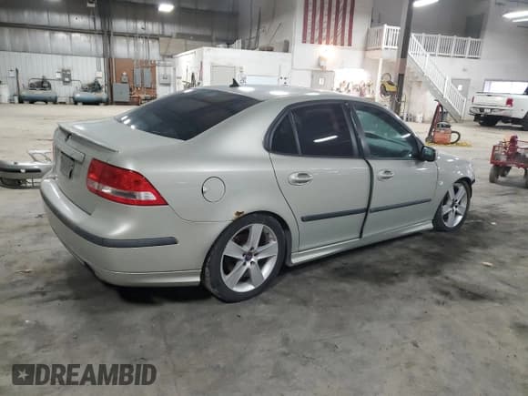 ✅ 2006 Saab 9-3 Aero • VIN: YS3FH41U761023685 • Lot: 49630825. Wystawiony na Copart z przebiegiem 223 420 mil. Bezpłatny archiwum sprzedaży aukcyjnych z USA i szczegółowy raport historii pojazdu na DreamBid. Zdjęcie 3.
