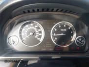 ✅ 2013 BMW 5 Series 528i • VIN: WBAXG5C51DDY37785 • Lot: 43525884. Wystawiony na IAAI z przebiegiem 69 005 mil. Bezpłatny archiwum sprzedaży aukcyjnych z USA i szczegółowy raport historii pojazdu na DreamBid. Zdjęcie 7.