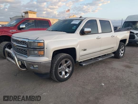 ✅ 2014 Chevrolet Silverado 1500 LTZ • VIN: 3GCUKSECXEG426159 • Лот: 43580853. Опубликован ранее на IAAI с пробегом 185 867 миль. Бесплатный доступ к архиву аукционных продаж из США и подробный отчёт об истории автомобиля на DreamBid. Изображение 2.