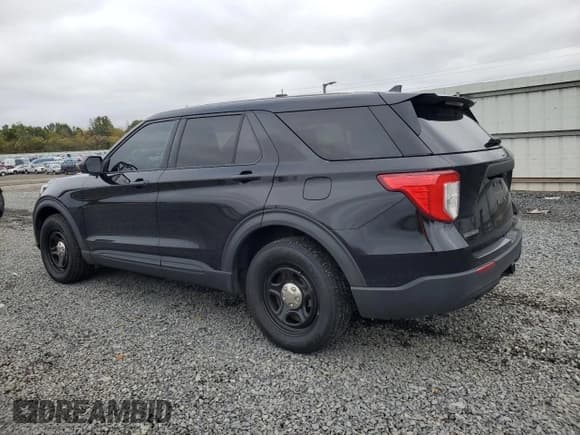 ✅ 2020 Ford Police Interceptor Utility • VIN: 1FM5K8AW4LGB85761 • Lot: 86698565. Listed on Copart with 138,834 mi. Free auction sales archive from the USA and detailed vehicle history report at DreamBid. Image 2.