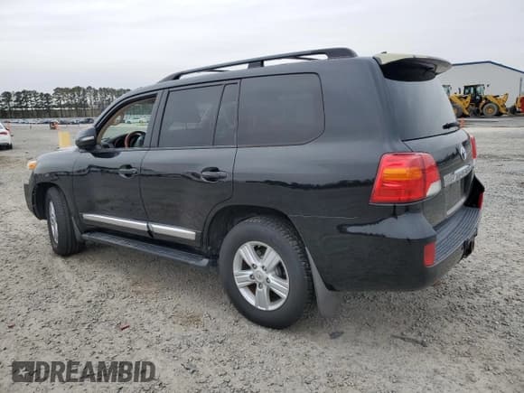✅ 2013 Toyota Land Cruiser • VIN: JTMHY7AJ2D4009602 • Лот: 89096495. Опубликован ранее на Copart с пробегом Не указан. Бесплатный доступ к архиву аукционных продаж из США и подробный отчёт об истории автомобиля на DreamBid. Изображение 2.