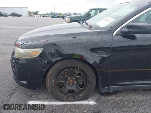 ✅ 2014 Ford Police Interceptor • VIN: 1FAHP2MKXEG105669 • Lot: 42240752. Wystawiony na IAAI z przebiegiem 133 148 mil. Bezpłatny archiwum sprzedaży aukcyjnych z USA i szczegółowy raport historii pojazdu na DreamBid. Zdjęcie 14.