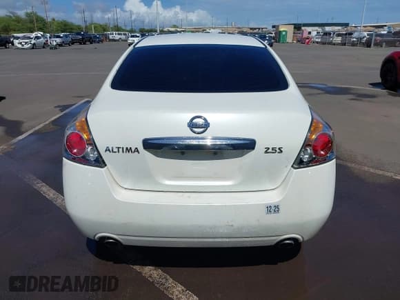 ✅ 2011 Nissan Altima SL • VIN: 1N4AL2AP5BC131452 • Lot: 42045894. Listed on IAAI with 122,464 mi. Free auction sales archive from the USA and detailed vehicle history report at DreamBid. Image 16.