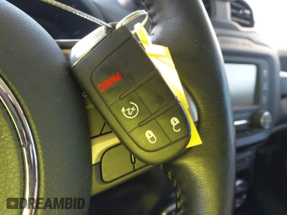 ✅ 2017 Jeep Renegade Latitude • VIN: ZACCJBBB3HPG03275 • Lot: 43681028. Listed on IAAI with 52,097 mi. Free auction sales archive from the USA and detailed vehicle history report at DreamBid. Image 11.