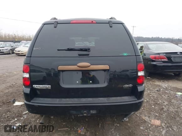 ✅ 2008 Ford Explorer XLT • VIN: 1FMEU73868UB02763 • Лот: 43765740. Опубликован ранее на IAAI с пробегом 157 611 миль. Бесплатный доступ к архиву аукционных продаж из США и подробный отчёт об истории автомобиля на DreamBid. Изображение 16.