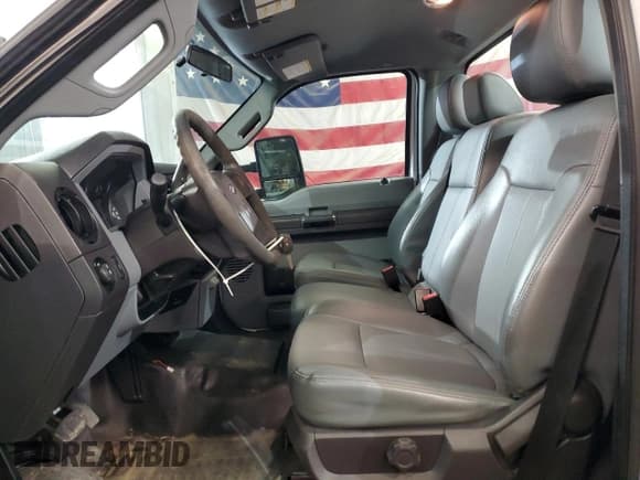 ✅ 2015 Ford F-350 XL • VIN: 1FTBF3B69FEB26198 • Lot: 49160635. Wystawiony na Copart z przebiegiem 23 746 mil. Bezpłatny archiwum sprzedaży aukcyjnych z USA i szczegółowy raport historii pojazdu na DreamBid. Zdjęcie 7.