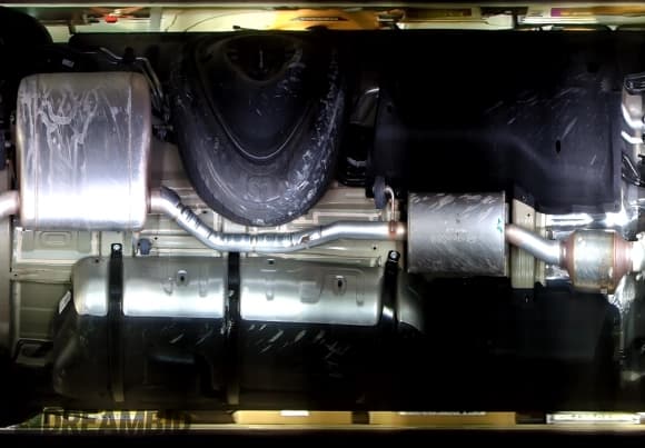 ✅ 2025 Kia Carnival LXS • VIN: KNDNB5K34S6533733 • Lot: 91716245. Listed on Copart with 10,411 mi. Free auction sales archive from the USA and detailed vehicle history report at DreamBid. Image 15.