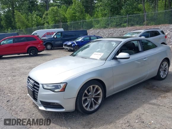 ✅ 2014 Audi A5 Premium Plus • VIN: WAULFAFR2EA020532 • Lot: 42602250. Listed on IAAI with 113,555 mi. Free auction sales archive from the USA and detailed vehicle history report at DreamBid. Image 2.