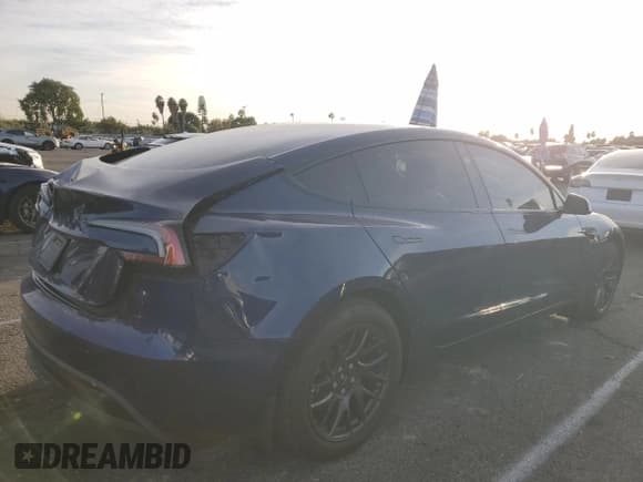 ✅ 2024 Tesla Model 3 • VIN: 5YJ3E1EA9RF835597 • Lot: 79460024. Wystawiony na Copart z przebiegiem 1 479 mil. Bezpłatny archiwum sprzedaży aukcyjnych z USA i szczegółowy raport historii pojazdu na DreamBid. Zdjęcie 3.