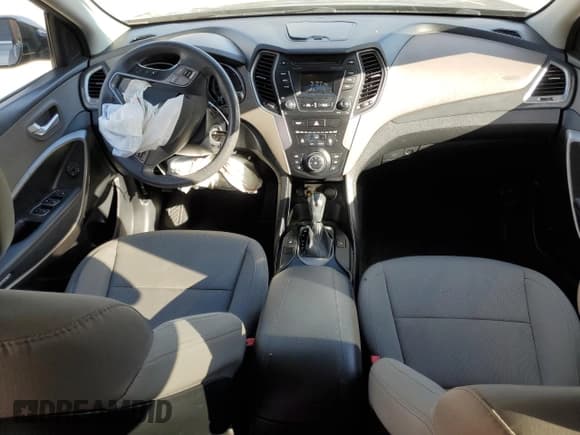 ✅ 2016 Hyundai Santa Fe • VIN: 5XYZU3LB6GG354927 • Лот: 89694125. Опубликован ранее на Copart с пробегом 121 686 миль. Бесплатный доступ к архиву аукционных продаж из США и подробный отчёт об истории автомобиля на DreamBid. Изображение 8.