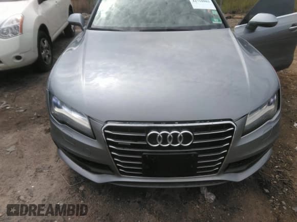 ✅ 2013 Audi A7 Prestige • VIN: WAU2GAFC0DN075637 • Lot: 42710903. Listed on IAAI with 145,562 mi. Free auction sales archive from the USA and detailed vehicle history report at DreamBid. Image 6.