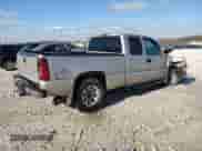 2006 Chevrolet Silverado 1500 LS z VIN 1GCEK19V06Z258785, wystawiony jako Copart lot #79352154 z przebiegiem 182 554 mil mil oraz Czysty tytuł • Clean title. Historia ofert i sprzedaży dostępna na DreamBid. Obrazek 3.