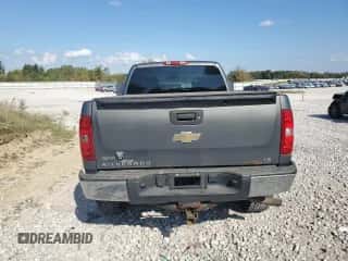 2011 Chevrolet Silverado 1500 LS with VIN 1GCRKREA4BZ437926, listed as a Copart auction lot 84583095 with 174,033 mi miles and Clean title. Bid and sale history available at DreamBid. Image 6.
