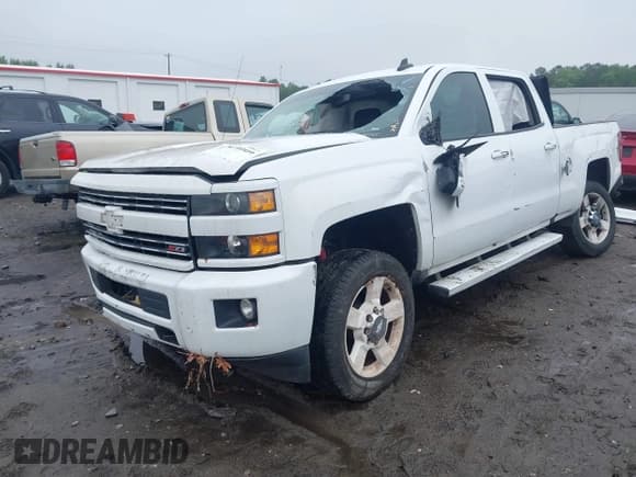 ✅ 2016 Chevrolet Silverado 2500HD LT • VIN: 1GC1KVEG1GF255684 • Lot: 42364009. Listed on IAAI with 114,467 mi. Free auction sales archive from the USA and detailed vehicle history report at DreamBid. Image 18.