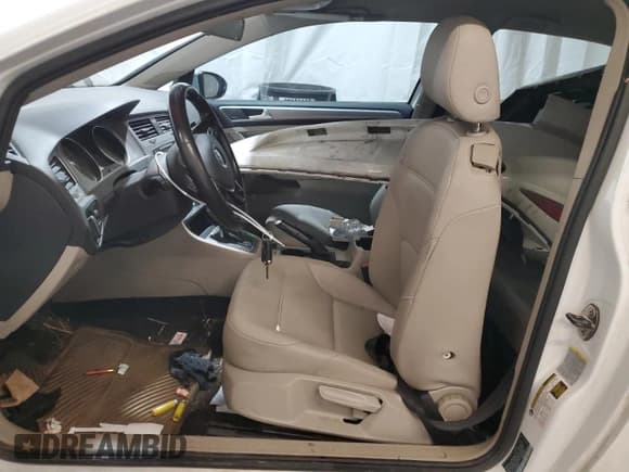 ✅ 2015 Volkswagen Golf TSI S • VIN: 3VW917AUXFM093921 • Lot: 53676724. Listed on Copart with Not provided. Free auction sales archive from the USA and detailed vehicle history report at DreamBid. Image 7.