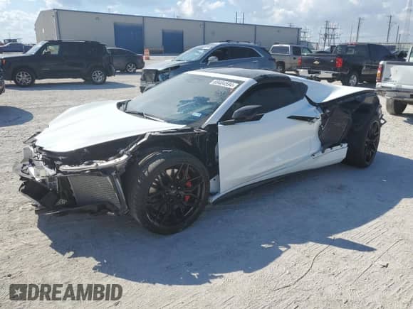 2024 Chevrolet Corvette 2LZ с VIN 1G1YE2D30R5602944, выставлен на аукционе Copart как лот 69404594 с пробегом Не указан миль и Списание • Salvage title. История ставок и продаж доступна на DreamBid. Изображение 1.