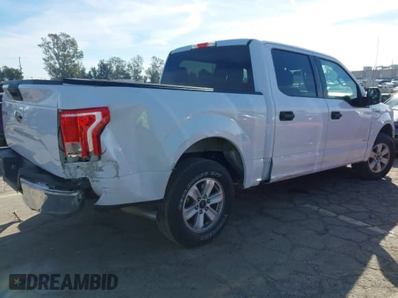 ✅ 2015 Ford F-150 XLT • VIN: 1FTEW1CP6FKD81286 • Lot: 43779210. Listed on IAAI with 229,231 mi. Free auction sales archive from the USA and detailed vehicle history report at DreamBid. Image 4.