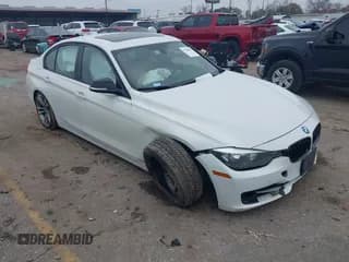 ✅ 2012 BMW 3 Series 328i • VIN: WBA3A5C57CF347693 • Лот: 41449052. Опубликован ранее на IAAI с пробегом 116 780 миль. Бесплатный доступ к архиву аукционных продаж из США и подробный отчёт об истории автомобиля на DreamBid. Изображение 1.