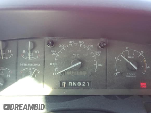 ✅ 1996 Ford F-250 • VIN: 1FTHX26F7TEB03879 • Lot: 84825985. Wystawiony na Copart z przebiegiem 343 088 mil. Bezpłatny archiwum sprzedaży aukcyjnych z USA i szczegółowy raport historii pojazdu na DreamBid. Zdjęcie 9.