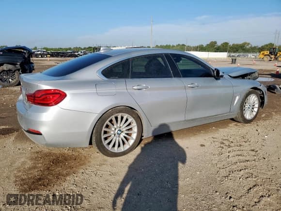 ✅ 2018 BMW 4 Series 430i • VIN: WBA4J1C50JBG80676 • Лот: 83988675. Опубликован ранее на Copart с пробегом 126 683 миль. Бесплатный доступ к архиву аукционных продаж из США и подробный отчёт об истории автомобиля на DreamBid. Изображение 3.