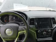 ✅ 2019 Jeep Grand Cherokee Limited • VIN: 1C4RJFBG5KC529382 • Lot: 43773328. Wystawiony na IAAI z przebiegiem 136 895 mil. Bezpłatny archiwum sprzedaży aukcyjnych z USA i szczegółowy raport historii pojazdu na DreamBid. Zdjęcie 7.