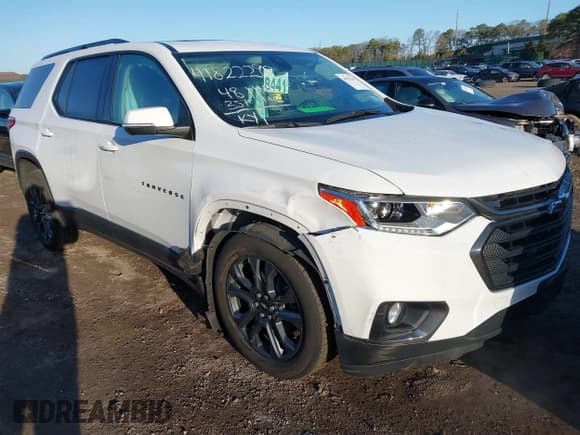 ✅ 2021 Chevrolet Traverse RS • VIN: 1GNEVJKW3MJ196683 • Lot: 41822299. Wystawiony na IAAI z przebiegiem 48 351 mil. Bezpłatny archiwum sprzedaży aukcyjnych z USA i szczegółowy raport historii pojazdu na DreamBid. Zdjęcie 1.