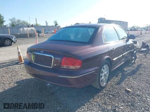 ✅ 2004 Hyundai Sonata GLS • VIN: KMHWF35H34A023020 • Лот: 42231588. Размещён на IAAI с пробегом 82 318 миль миль. Получите бесплатный доступ к архиву аукционных продаж из США и посмотрите подробный отчёт об истории автомобиля на DreamBid. Изображение 4.