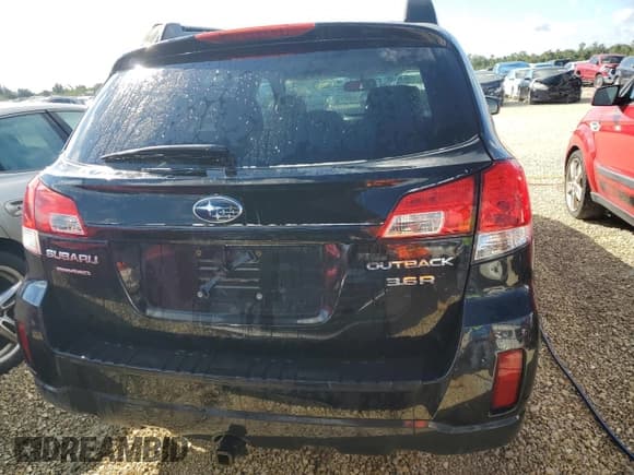 ✅ 2010 Subaru Outback • VIN: 4S4BREHC1A2311786 • Lot: 73934164. Listed on Copart with 86,633 mi. Free auction sales archive from the USA and detailed vehicle history report at DreamBid. Image 6.