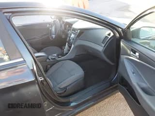 ✅ 2013 Hyundai Sonata GLS • VIN: 5NPEB4ACXDH608844 • Lot: 43571970. Listed on IAAI with 143,860 mi. Free auction sales archive from the USA and detailed vehicle history report at DreamBid. Image 5.