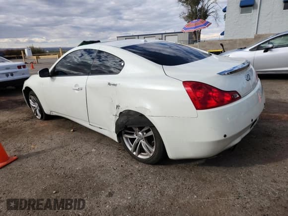 ✅ 2008 Infiniti G37 Journey • VIN: JNKCV64E98M106618 • Лот: 89891575. Опубликован ранее на Copart с пробегом 129 937 миль. Бесплатный доступ к архиву аукционных продаж из США и подробный отчёт об истории автомобиля на DreamBid. Изображение 2.