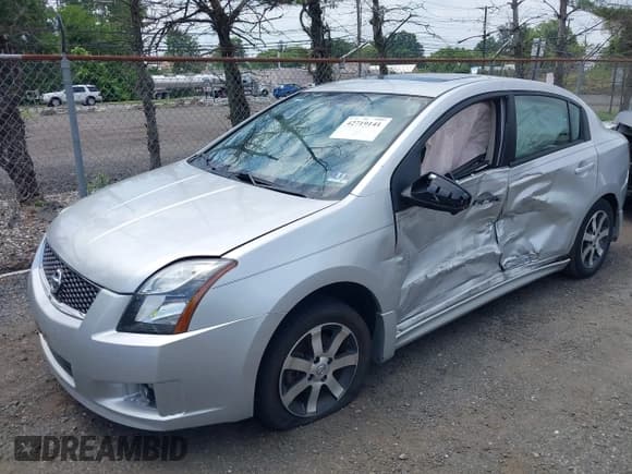 ✅ 2012 Nissan Sentra 2.0 • VIN: 3N1AB6AP6CL662205 • Lot: 42719141. Wystawiony na IAAI z przebiegiem 120 898 mil. Bezpłatny archiwum sprzedaży aukcyjnych z USA i szczegółowy raport historii pojazdu na DreamBid. Zdjęcie 2.