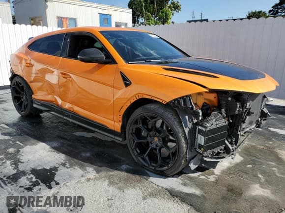 ✅ 2023 Lamborghini Urus Performante • VIN: ZPBUC3ZL7PLA26958 • Lot: 47774945. Listed on Copart with 9,787 mi. Free auction sales archive from the USA and detailed vehicle history report at DreamBid. Image 4.