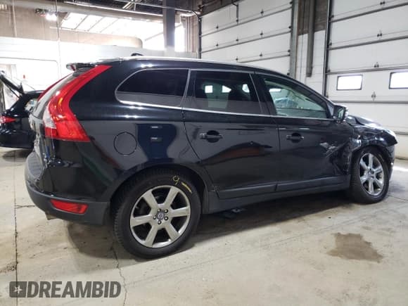 ✅ 2013 Volvo XC60 T6 • VIN: YV4902DZ2D2441387 • Lot: 69043705. Listed on Copart with 127,820 mi. Free auction sales archive from the USA and detailed vehicle history report at DreamBid. Image 3.