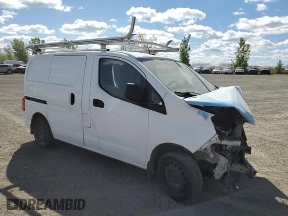 ✅ 2015 Nissan NV200 SV • VIN: 3N6CM0KN6FK725806 • Lot: 67353665. Listed on Copart with Not provided. Free auction sales archive from the USA and detailed vehicle history report at DreamBid. Image 4.