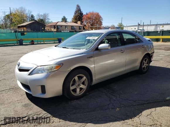✅ 2010 Toyota Camry • VIN: 4T1BB3EK2AU117101 • Lot: 89473835. Listed on Copart with 104,432 mi. Free auction sales archive from the USA and detailed vehicle history report at DreamBid. Image 1.