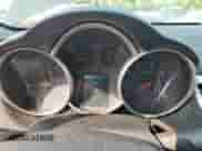 ✅ 2013 Chevrolet Cruze 1LT • VIN: 1G1PC5SB2D7244529 • Lot: 71707295. Wystawiony na Copart z przebiegiem 153 427 mil mil. Skorzystaj z bezpłatnego archiwum sprzedaży aukcyjnych z USA i zobacz szczegółowy raport historii pojazdu na DreamBid. Zdjęcie 9.