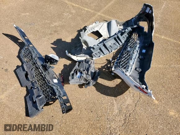 ✅ 2023 Dodge Durango GT • VIN: 1C4RDHDG5PC572062 • Lot: 65043235. Wystawiony na Copart z przebiegiem 76 949 mil. Bezpłatny archiwum sprzedaży aukcyjnych z USA i szczegółowy raport historii pojazdu na DreamBid. Zdjęcie 13.