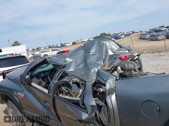 ✅ 2008 Dodge RAM • VIN: 3D3KS28AX8G194949 • Лот: 41981278. Опубликован ранее на IAAI с пробегом 179 142 миль. Бесплатный доступ к архиву аукционных продаж из США и подробный отчёт об истории автомобиля на DreamBid. Изображение 14.