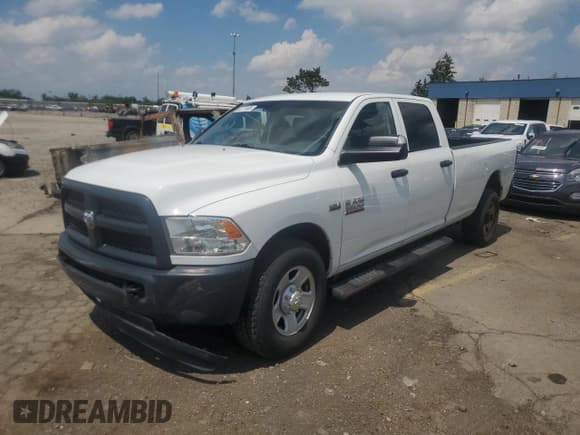 ✅ 2017 Ram 3500 • VIN: 3C63R2GT9HG785146 • Lot: 62711805. Wystawiony na Copart z przebiegiem 45 307 mil. Bezpłatny archiwum sprzedaży aukcyjnych z USA i szczegółowy raport historii pojazdu na DreamBid. Zdjęcie 1.