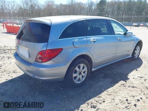 ✅ 2007 Mercedes-Benz R 3.5L • VIN: 4JGCB65E77A049243 • Lot: 41815589. Listed on IAAI with 192,182 mi. Free auction sales archive from the USA and detailed vehicle history report at DreamBid. Image 4.