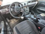 ✅ 2017 Ford Mustang GT • VIN: 1FA6P8CF9H5225350 • Lot: 71444785. Wystawiony na Copart z przebiegiem 69 402 mil. Bezpłatny archiwum sprzedaży aukcyjnych z USA i szczegółowy raport historii pojazdu na DreamBid. Zdjęcie 8.