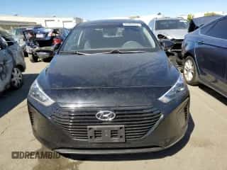 2019 Hyundai Ioniq Blue с VIN KMHC65LC1KU166517, выставлен на аукционе Copart как лот 67802284 с пробегом 150 620 миль миль и Списание • Salvage title. История ставок и продаж доступна на DreamBid. Изображение 5.