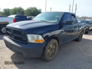 ✅ 2010 Dodge 1500 ST • VIN: 1D7RB1GKXAS237640 • Lot: 42287720. Wystawiony na IAAI z przebiegiem 213 408 mil. Bezpłatny archiwum sprzedaży aukcyjnych z USA i szczegółowy raport historii pojazdu na DreamBid. Zdjęcie 2.