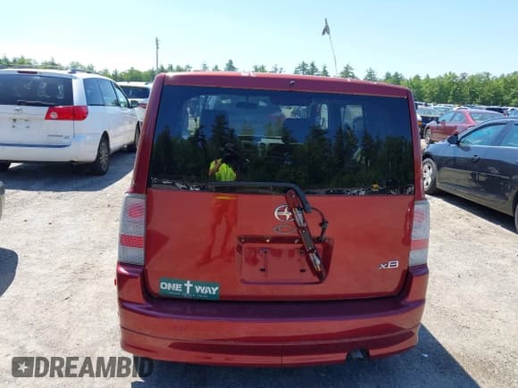✅ 2006 Scion xB • VIN: JTLKT324464104501 • Lot: 42341000. Wystawiony na IAAI z przebiegiem 160 273 mil. Bezpłatny archiwum sprzedaży aukcyjnych z USA i szczegółowy raport historii pojazdu na DreamBid. Zdjęcie 12.