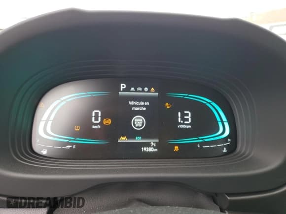 ✅ 2025 Hyundai Venue SEL • VIN: KMHRC8A38SU364809 • Lot: 85313605. Listed on Copart with 19,380 mi. Free auction sales archive from the USA and detailed vehicle history report at DreamBid. Image 9.