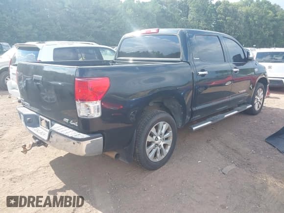 ✅ 2012 Toyota Tundra Limited • VIN: 5TFHW5F16CX216011 • Lot: 43000561. Listed on IAAI with 333,027 mi. Free auction sales archive from the USA and detailed vehicle history report at DreamBid. Image 4.
