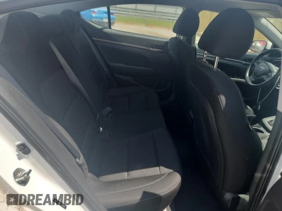 ✅ 2018 Hyundai Elantra SE • VIN: 5NPD74LF9JH222139 • Lot: 67065355. Listed on Copart with Not provided. Free auction sales archive from the USA and detailed vehicle history report at DreamBid. Image 10.