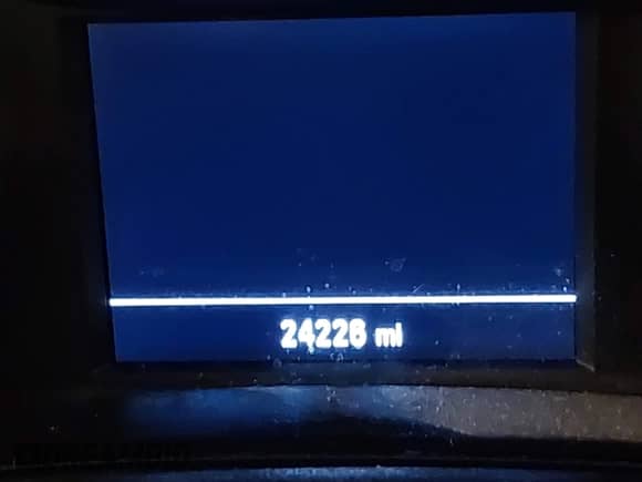 2018 Chevrolet Cruze LT z VIN 1G1BE5SM7J7234614, wystawiony jako IAAI lot #43415663 z przebiegiem 24 226 mil mil oraz . Historia ofert i sprzedaży dostępna na DreamBid. Obrazek 16.