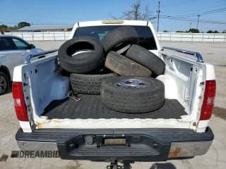 ✅ 2008 Chevrolet Silverado 1500 LTZ • VIN: 3GCEK13J08G263400 • Lot: 71732364. Listed on Copart with 144,740 mi. Free auction sales archive from the USA and detailed vehicle history report at DreamBid. Image 6.